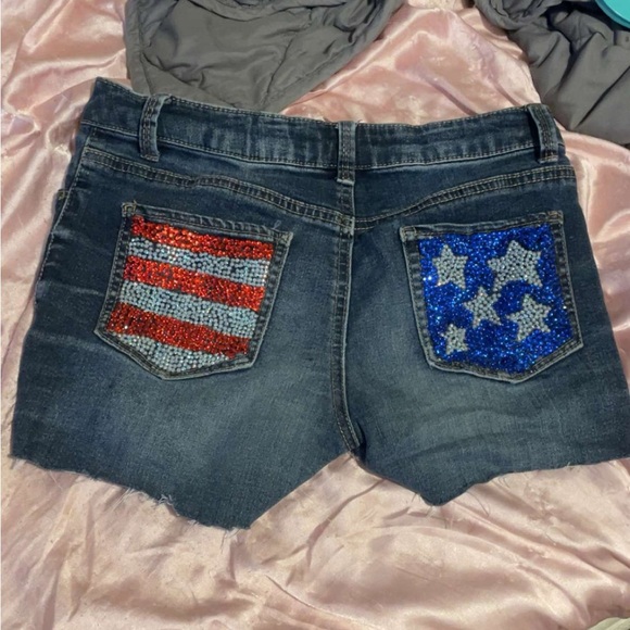 Denim Shorts with Red and Blue rhinestone Pockets - Picture 1 of 1